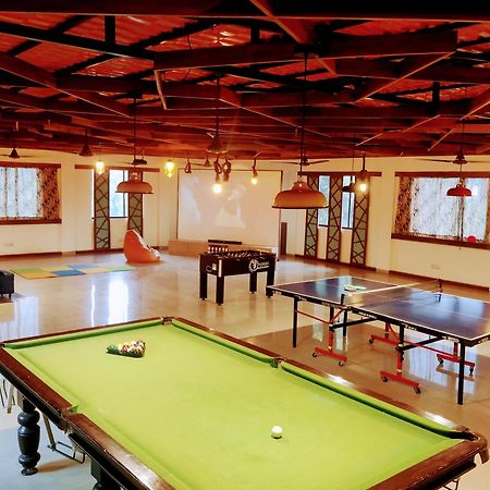 Pushp Vatika Resort & Lawns Нави Мумбаи Экстерьер фото